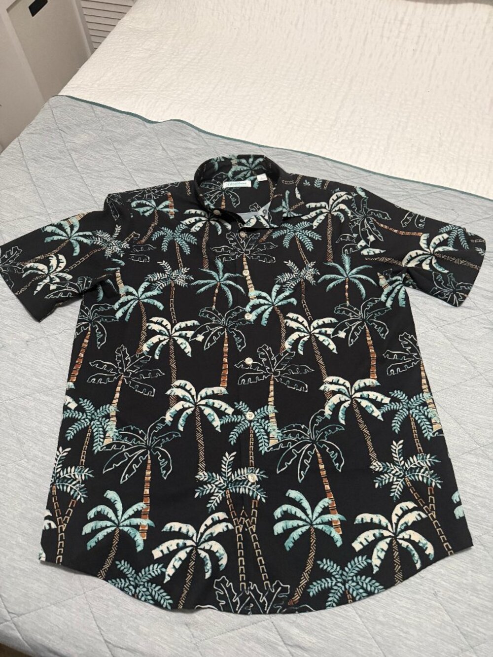 Caribbean Isle Breeze Performance Stretch Palm Print Aloha Shirt Sz L